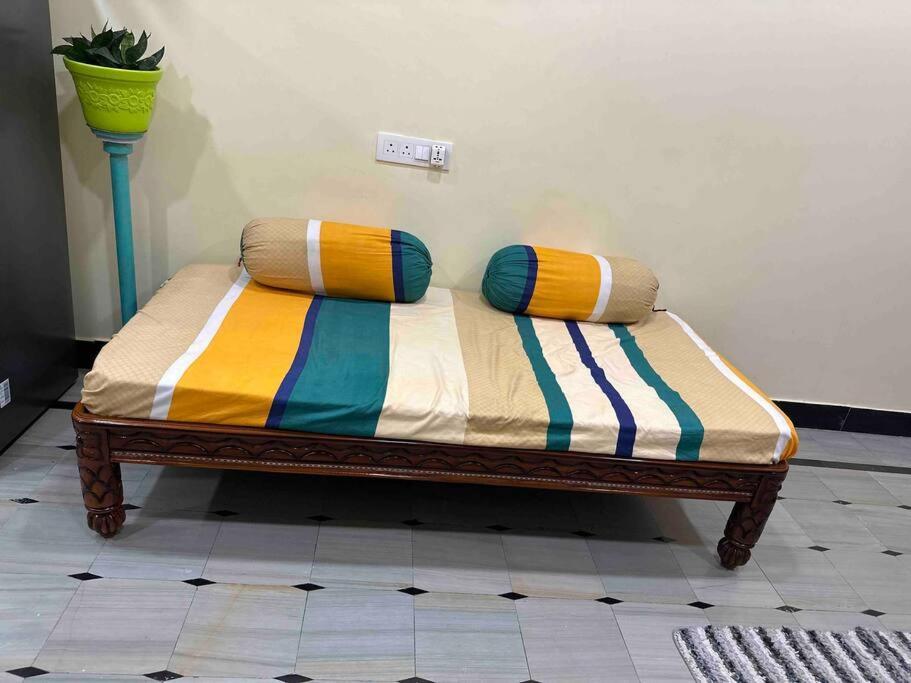 Jmj Residency Villa Hyderabad Esterno foto