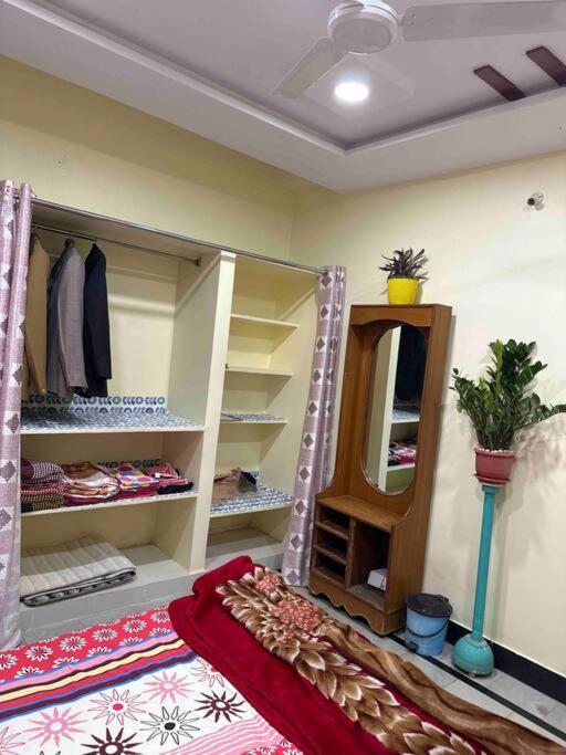 Jmj Residency Villa Hyderabad Esterno foto